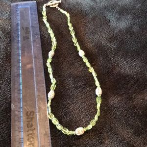 HANDMADE PERIDOT AND STERLING SILVER NECKLACE